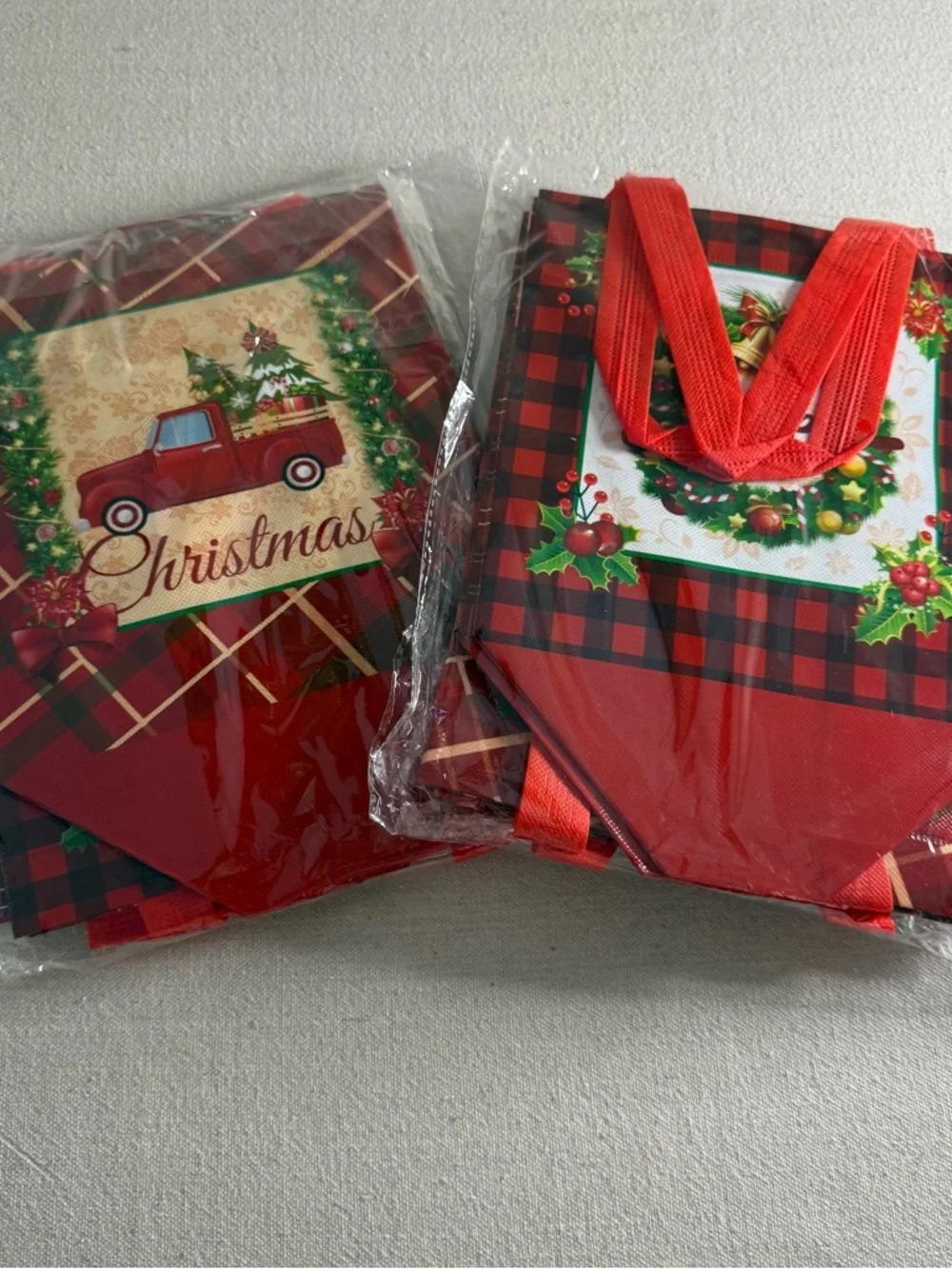 Set of 8 Festive Red Plaid Christmas Gift Bags - NWT